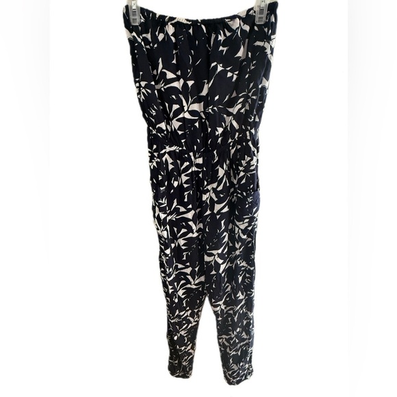 Floral Navy Blue and White Jumpsuit Roxi - Picture 2 of 4